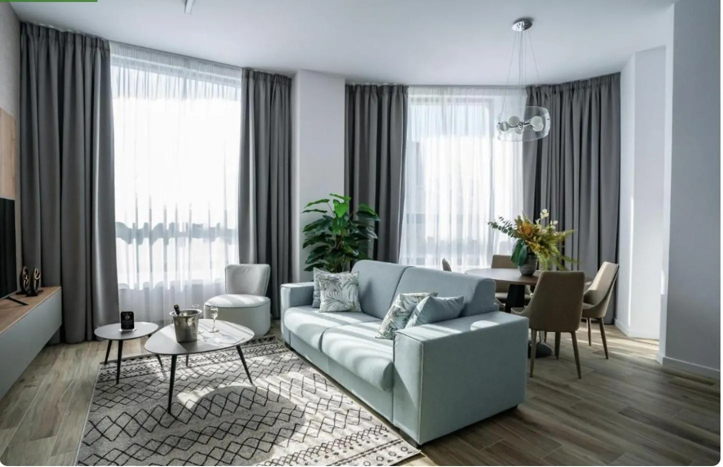 Novos Luxury Suites Bucureşti