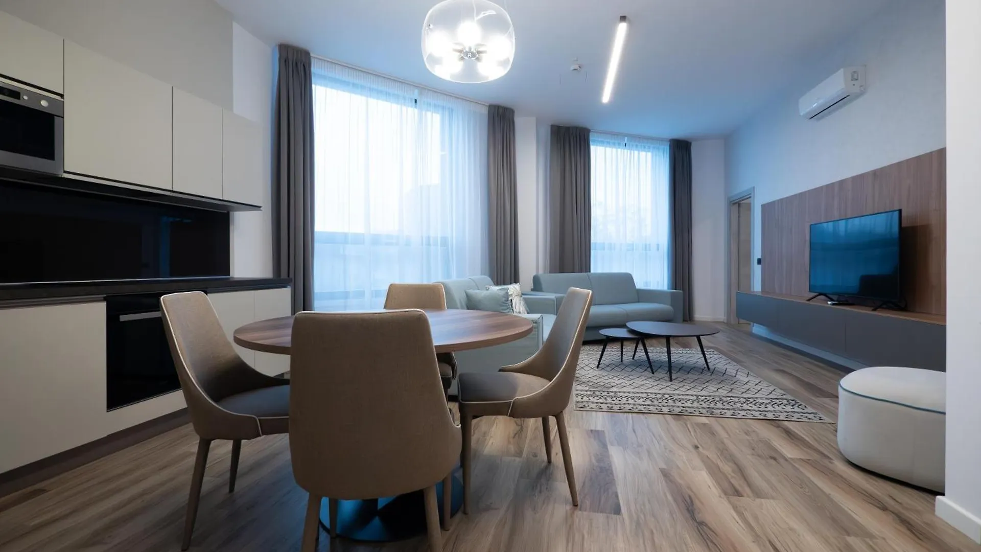 Novos Luxury Suites Bucureşti Hotel