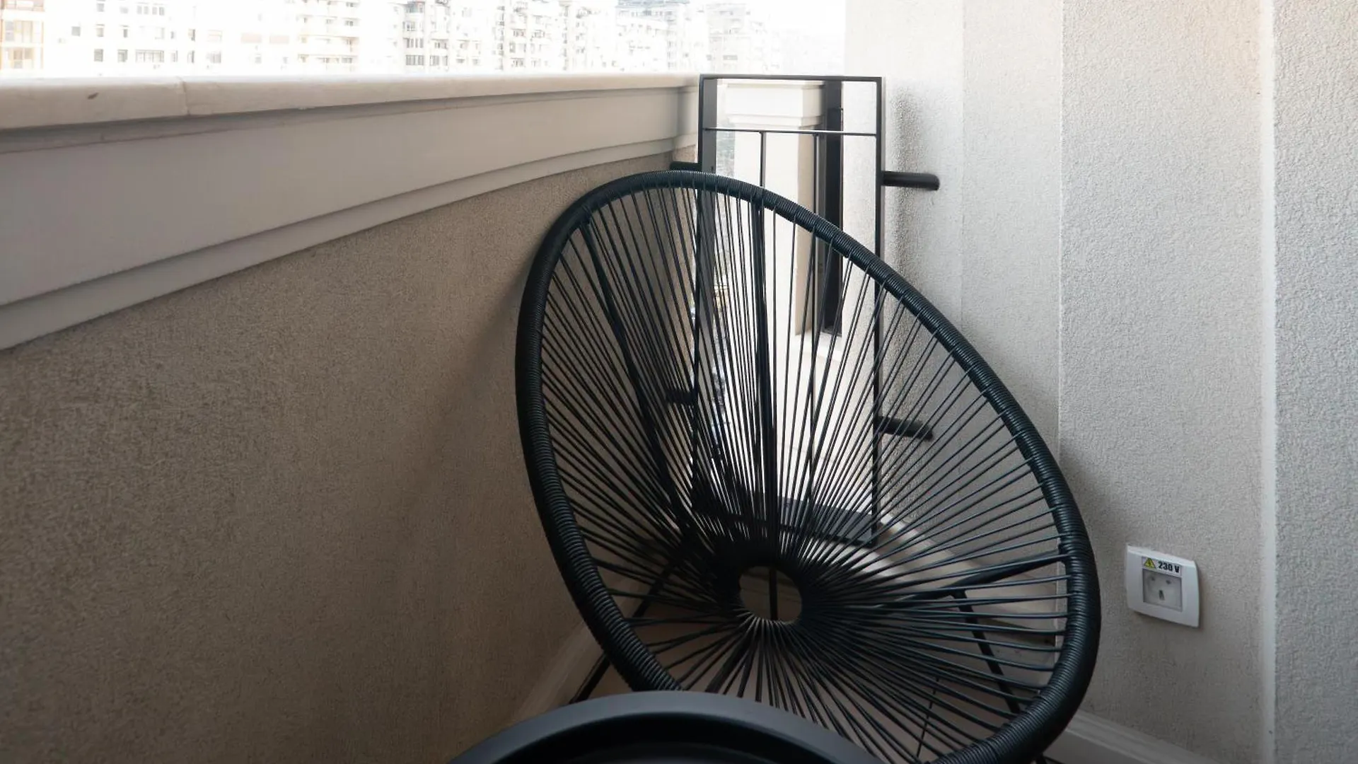 Novos Luxury Suites Bucureşti Hotel