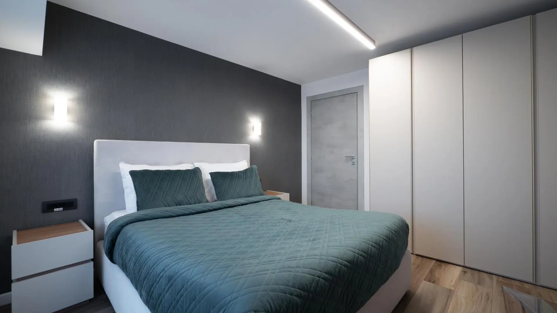 Novos Luxury Suites Bucureşti România