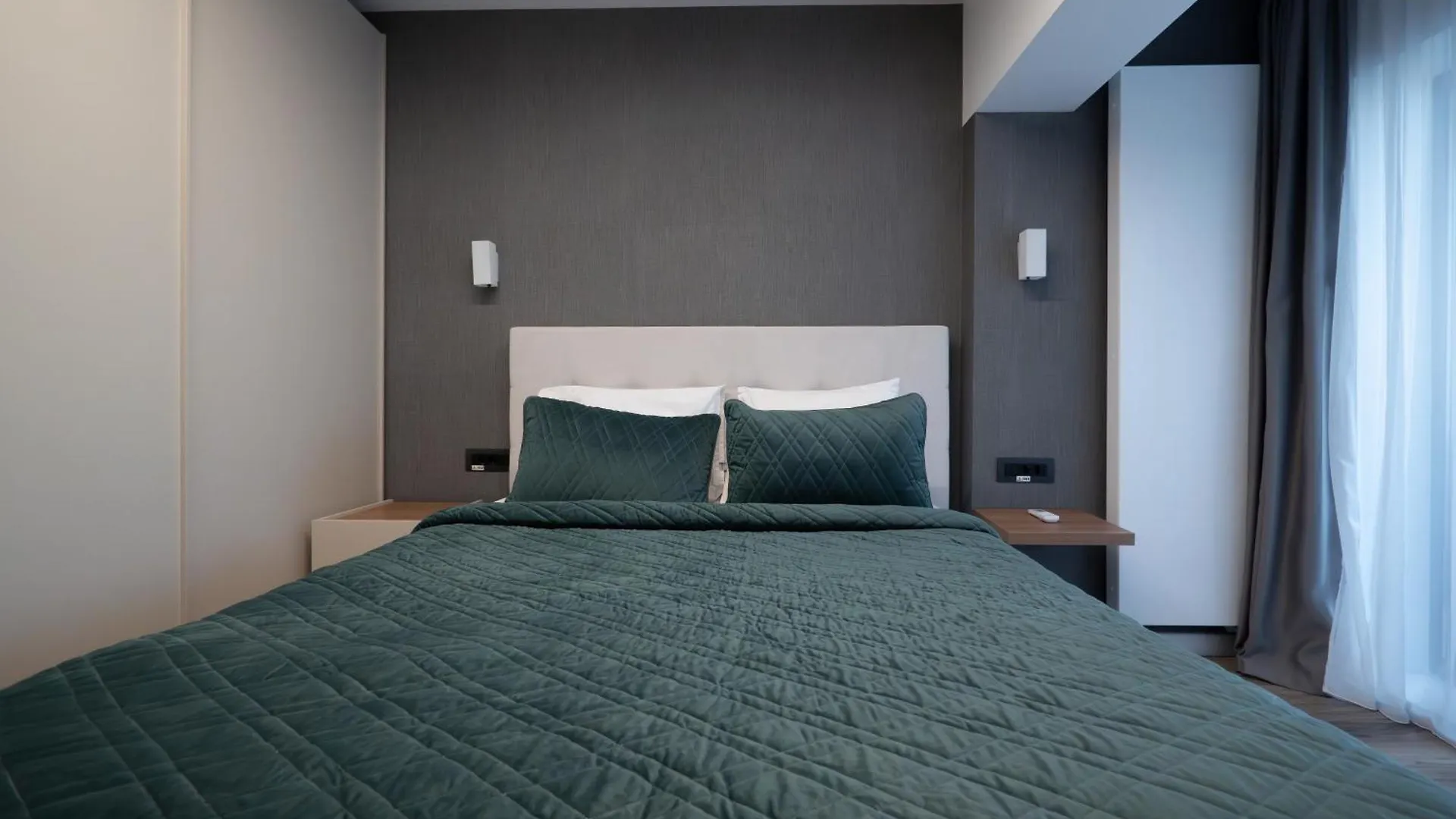 Hotel Novos Luxury Suites Bucureşti