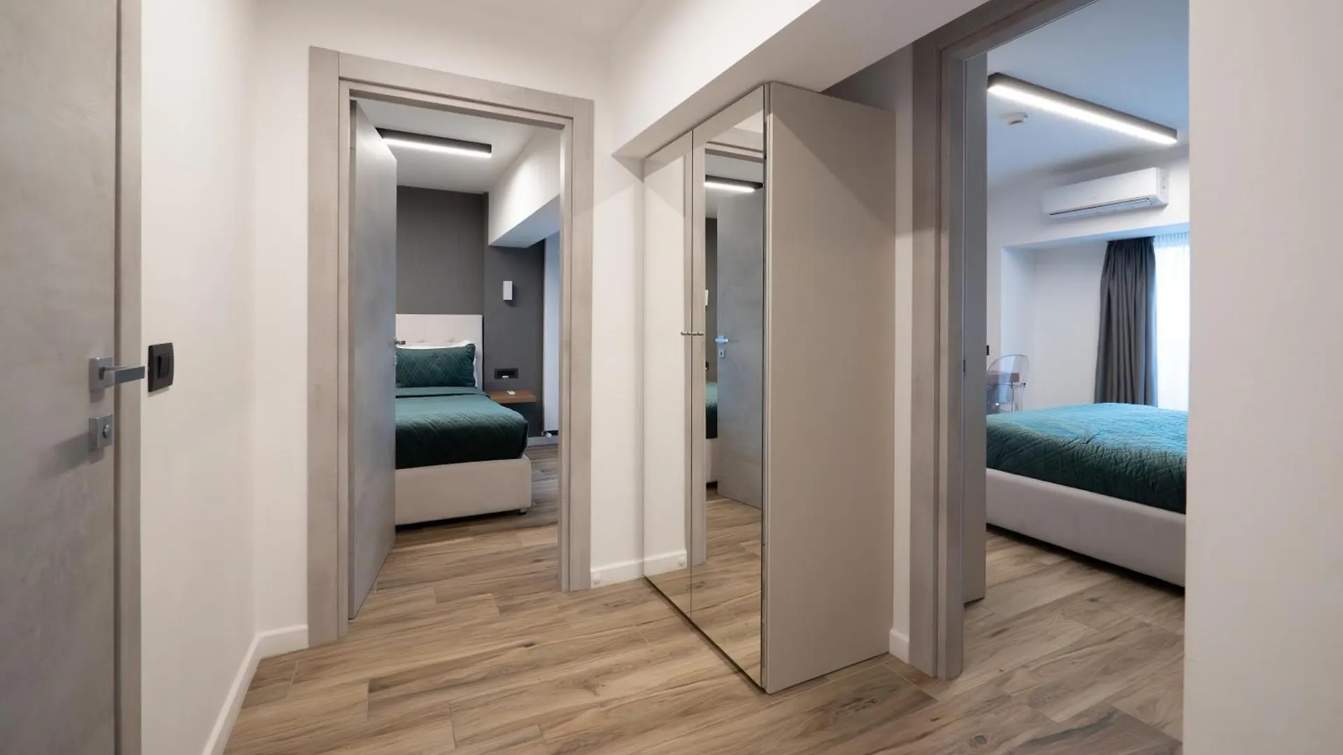 Novos Luxury Suites Bucureşti România
