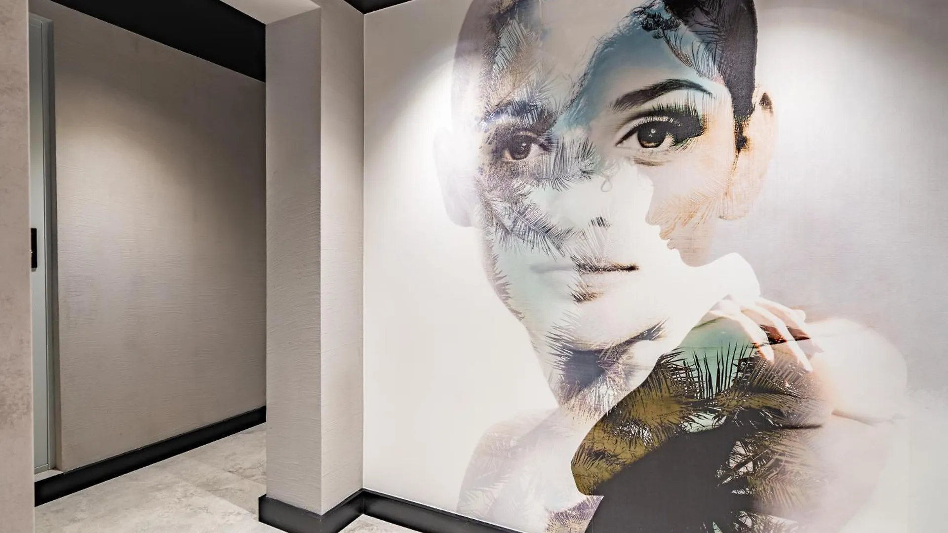 Novos Luxury Suites Bucureşti Hotel